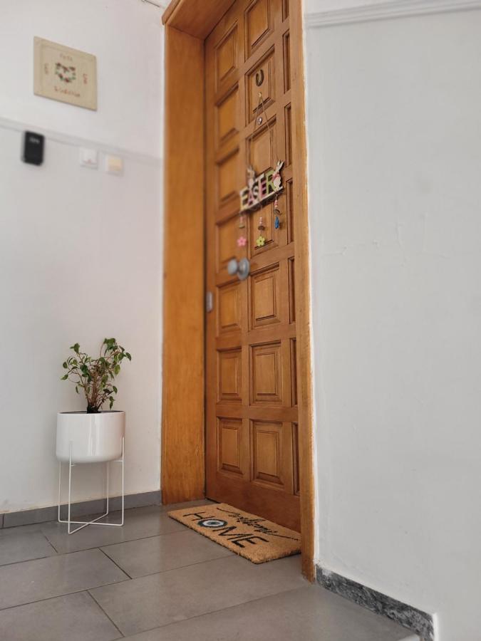 Marge Apt Arta Buitenkant foto
